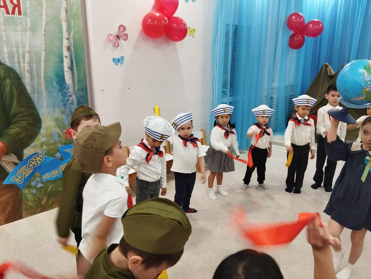 Моменты из жизни Mega Kids Chubary (17)