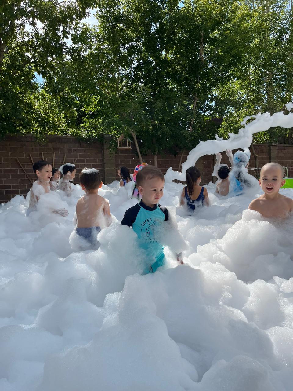 Моменты из жизни Mega Kids Chubary (19)